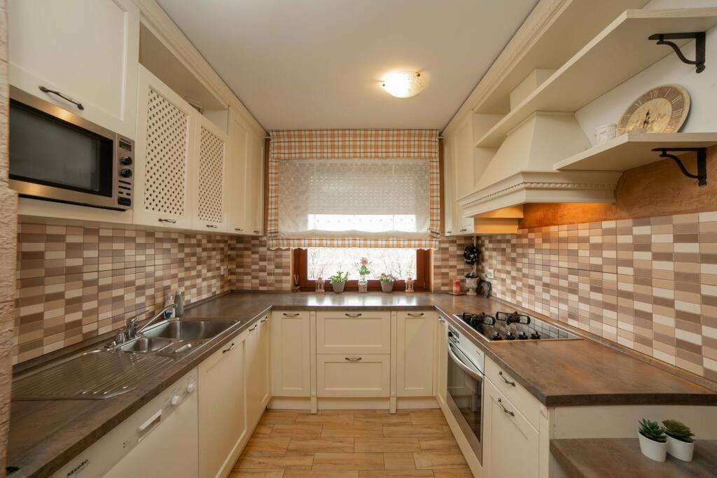 Sunny Day -Arena Zagreb , 2 Bathrooms, 102M², المظهر الخارجي الصورة